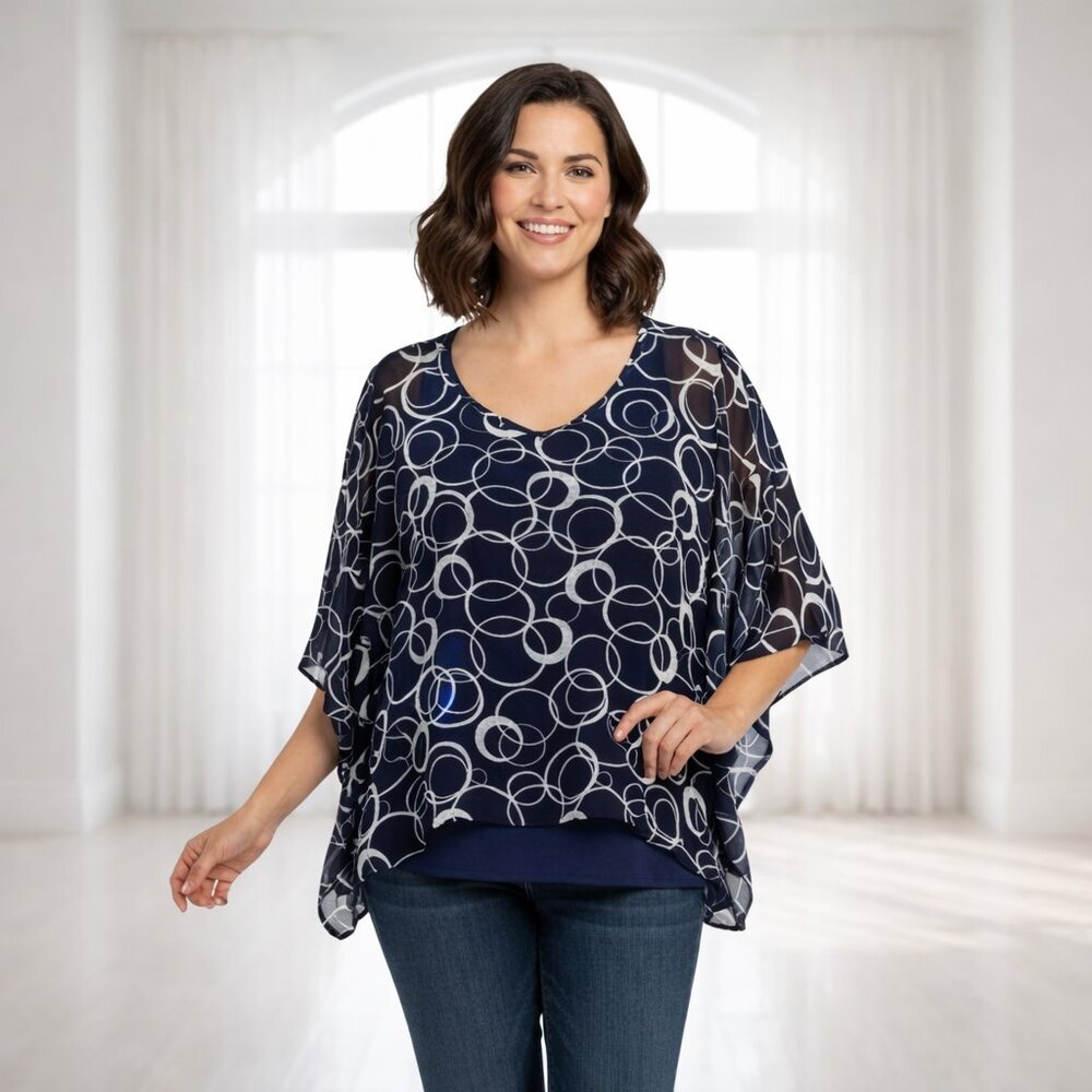 Ivy Ridge Boxy Flare Circle Print Blouse Size Medium